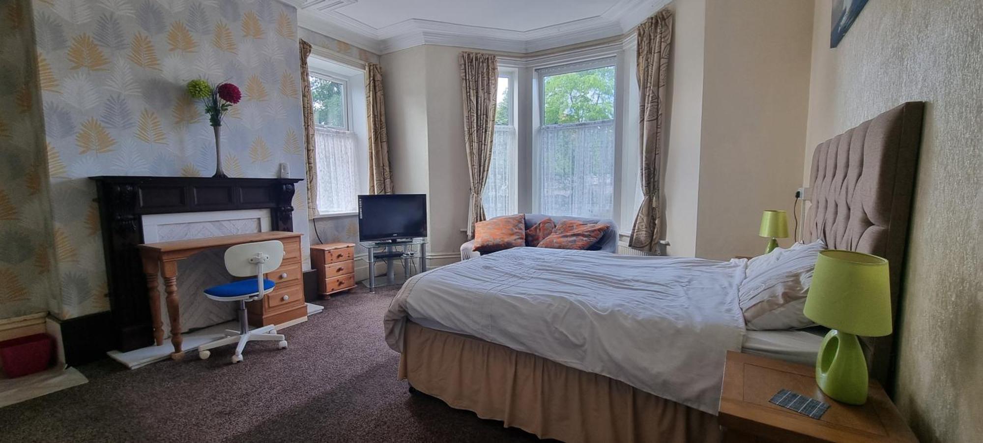 Bed and Breakfast Kirk Lea Галифакс Экстерьер фото