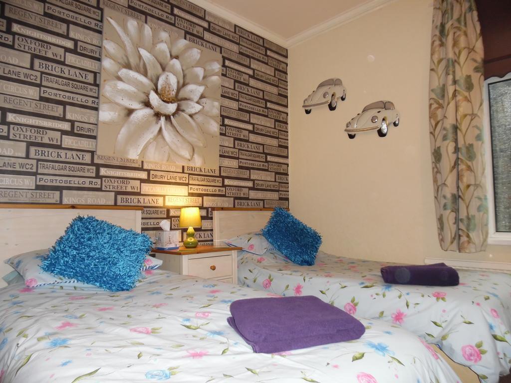 Bed and Breakfast Kirk Lea Галифакс Экстерьер фото